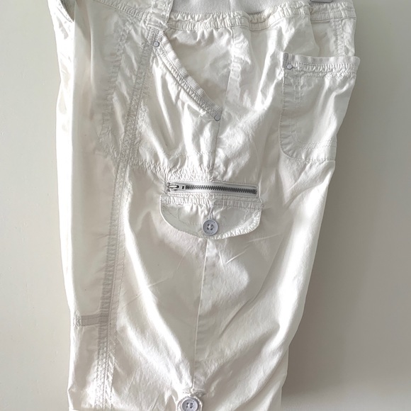Chicos sz 0 white cotton spandex long shorts elastic waist roll up cuff - Picture 4 of 6